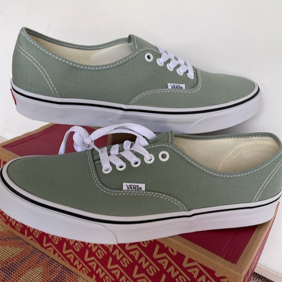 Vans Men’s Authentic Color Theory Iceberg Green 
VN000BW5CJL
Sneakers - Picture 10 of 16
